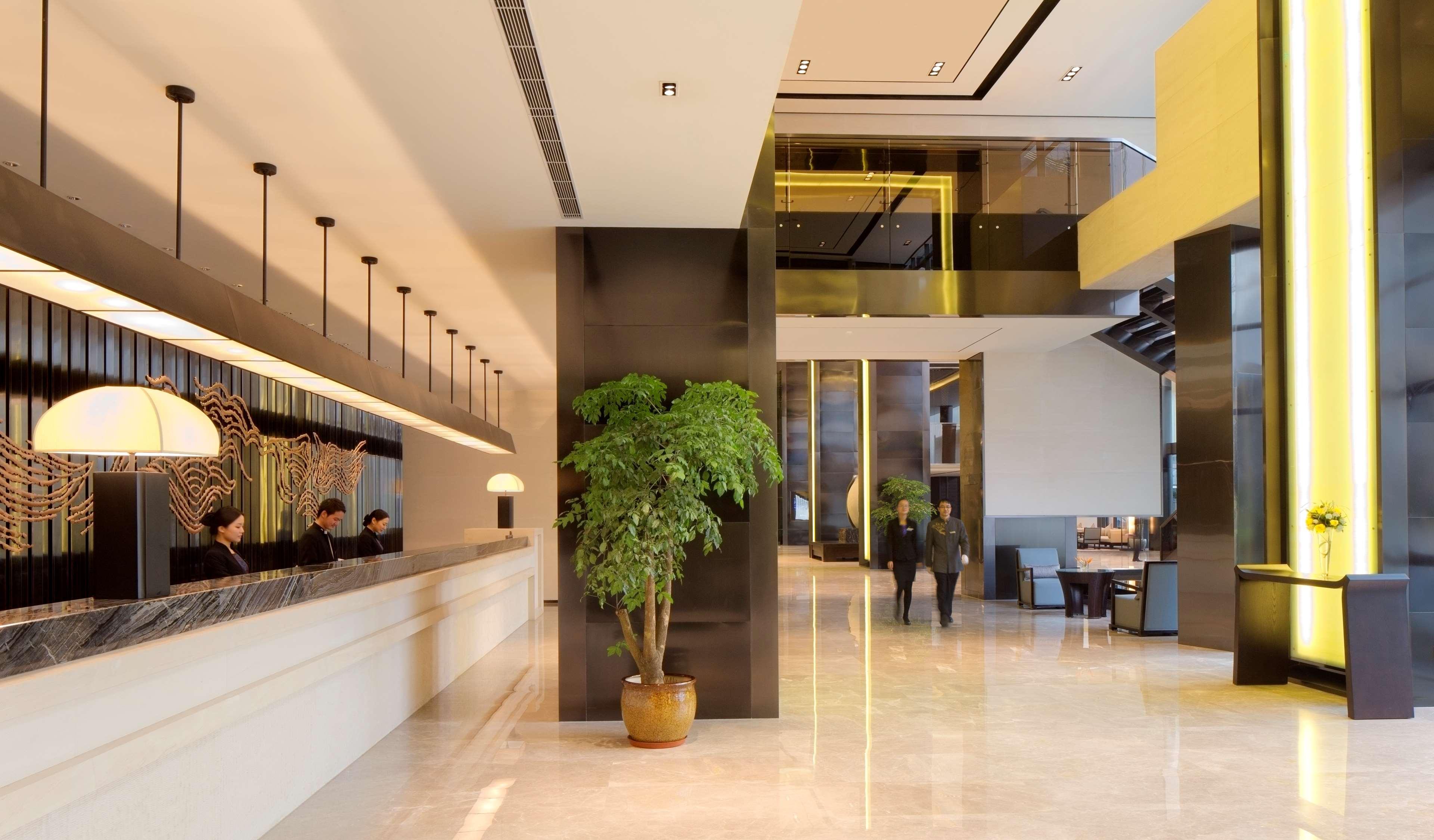 Chongqing Ronghui Grand Hotel מראה חיצוני תמונה
