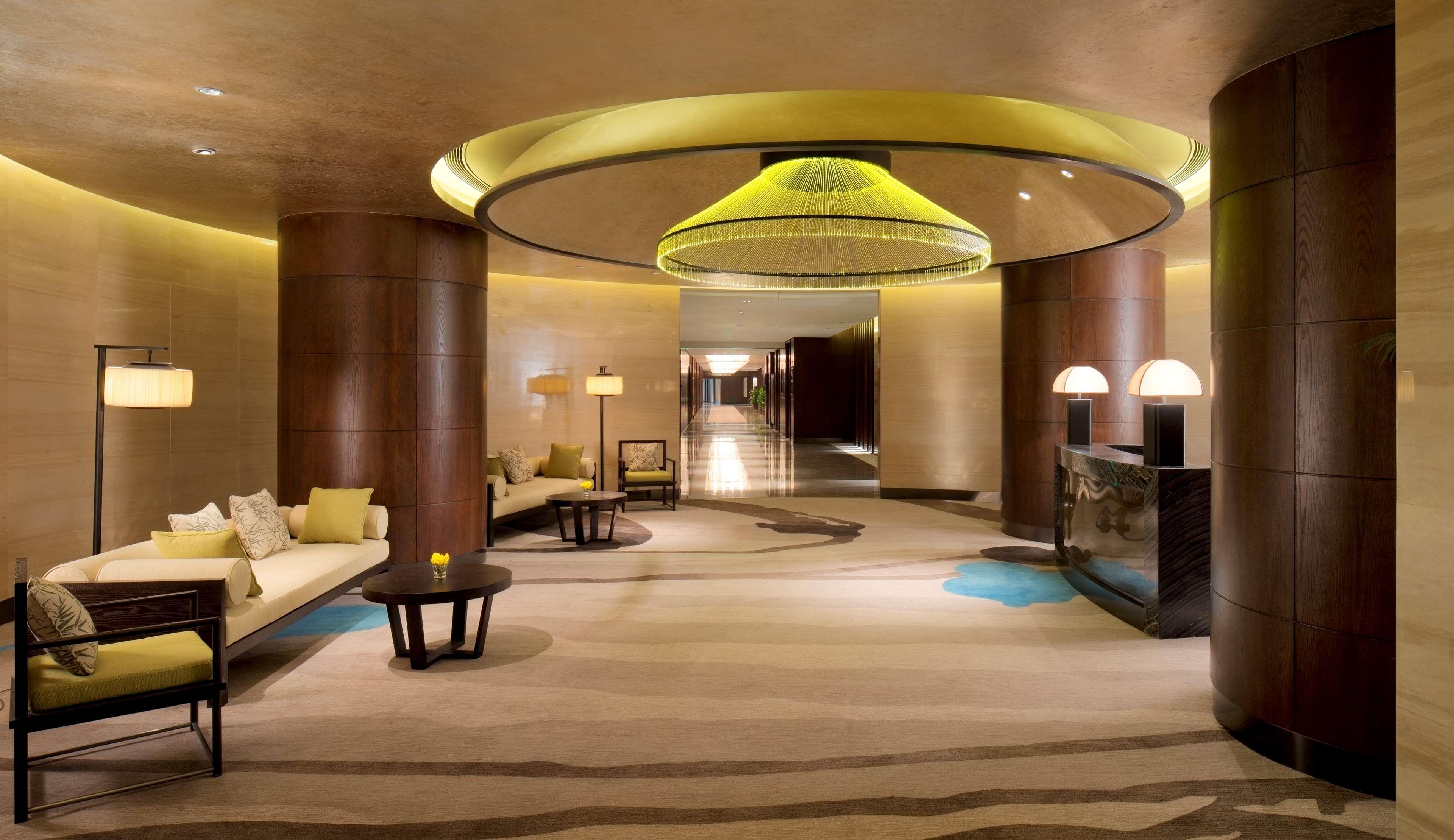 Chongqing Ronghui Grand Hotel מראה חיצוני תמונה