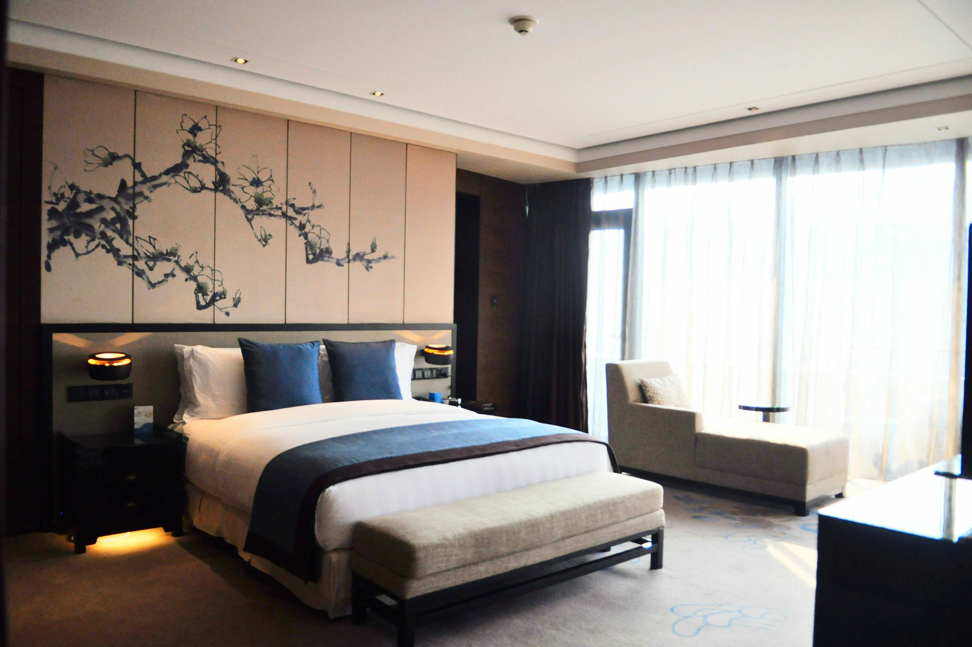 Chongqing Ronghui Grand Hotel מראה חיצוני תמונה