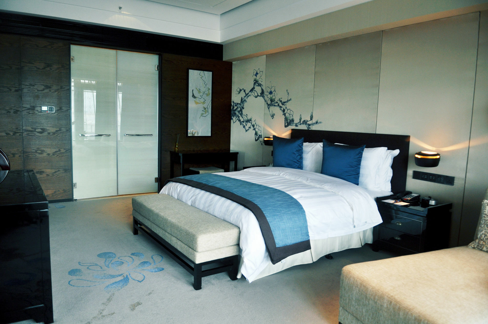Chongqing Ronghui Grand Hotel מראה חיצוני תמונה