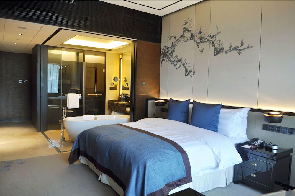 Chongqing Ronghui Grand Hotel מראה חיצוני תמונה